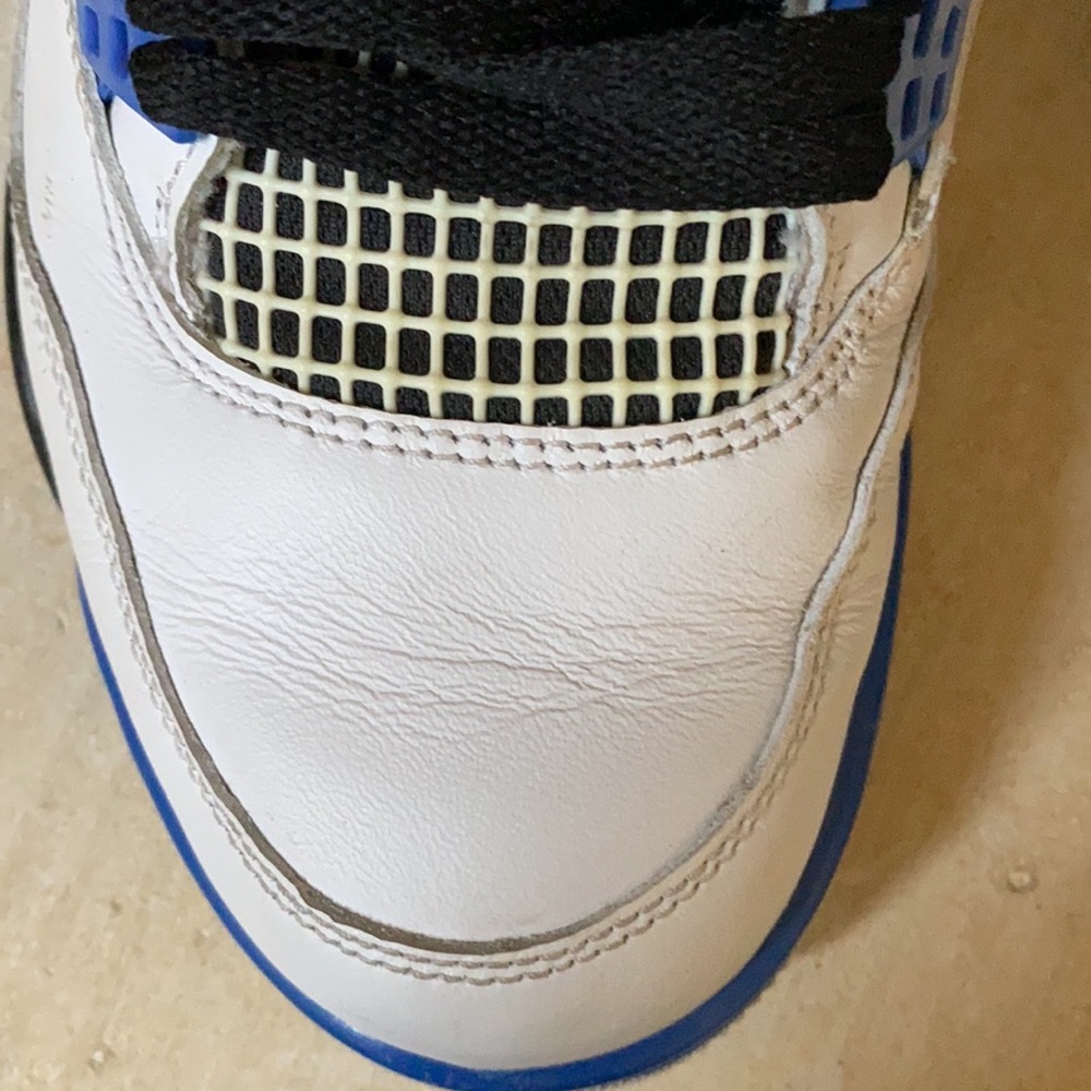 Air Jordan 4 Retro Motorsports - Picture 7 of 16